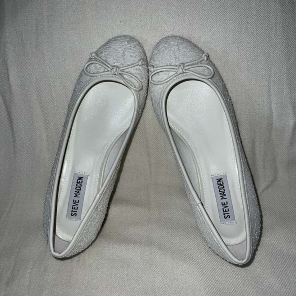 Steve Madden Cherish White Pearl Bridal Shoes - Picture 3 of 4